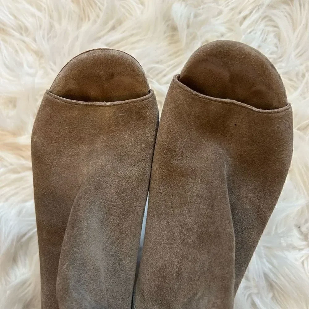 Elaine Turner bootie size 9.5 tan grey open toe gold heel trim